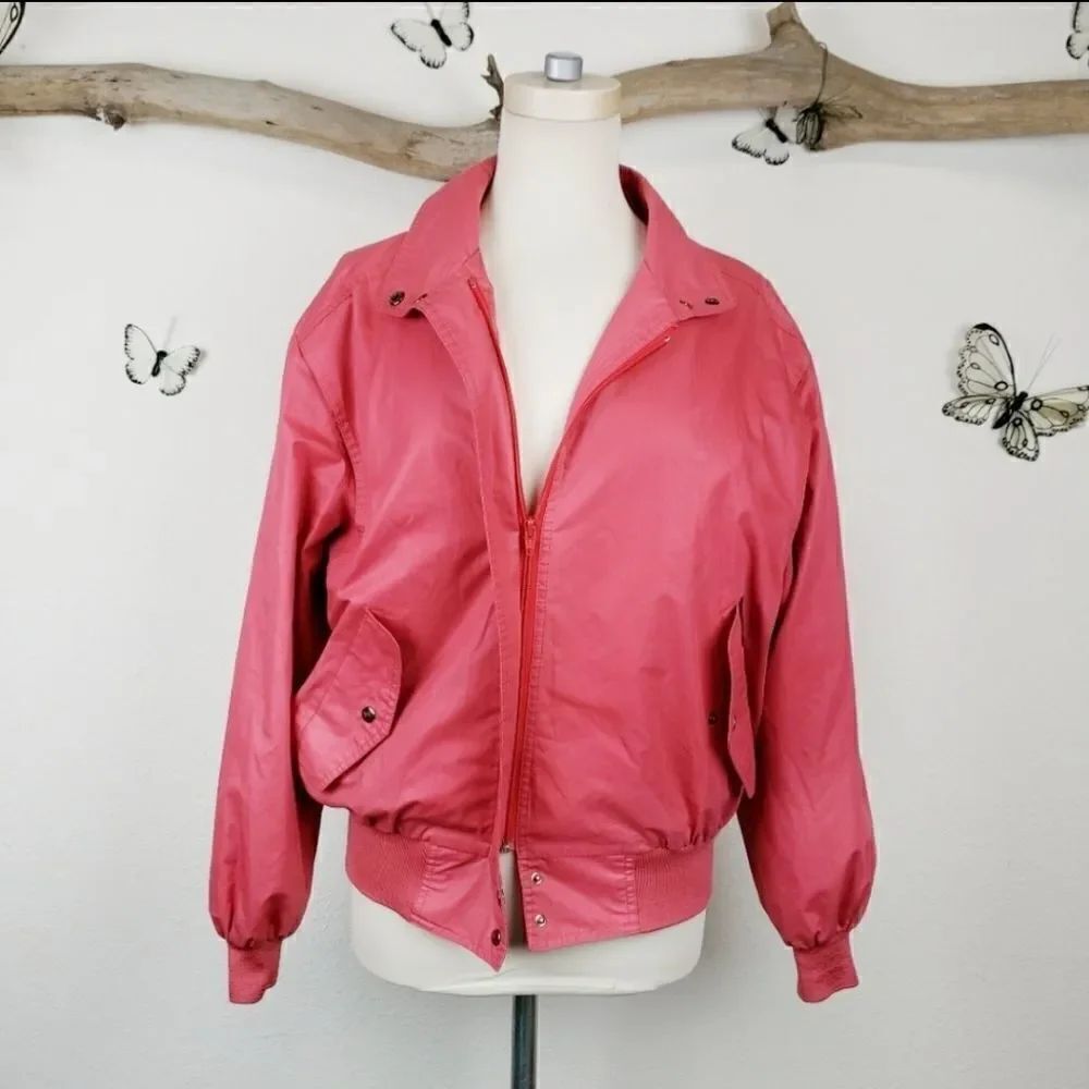 80 Vintage women's Members Only salmon pink jacket